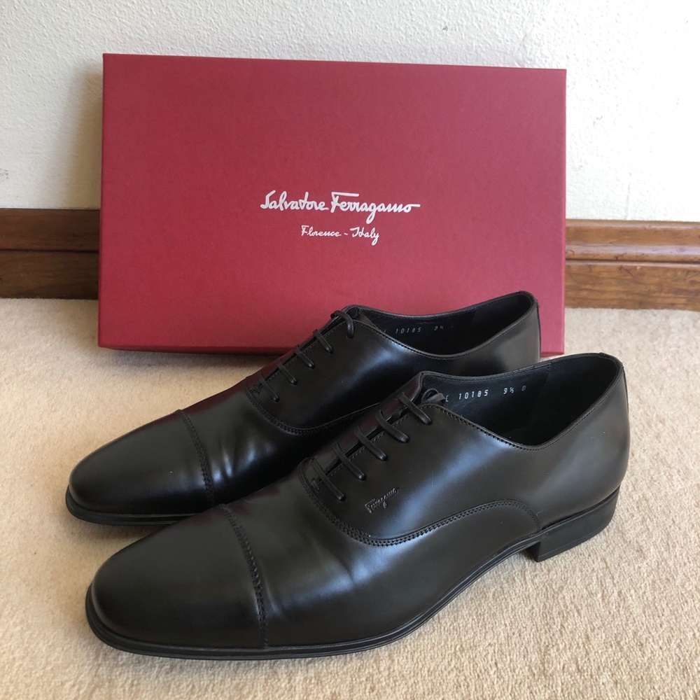 Salvatore Ferragamo 9.5 D Remigio Black